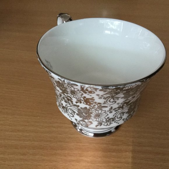 Royal Windsor fine bone china tea coffee sup silver 25th anniversary cup - Picture 2 of 4